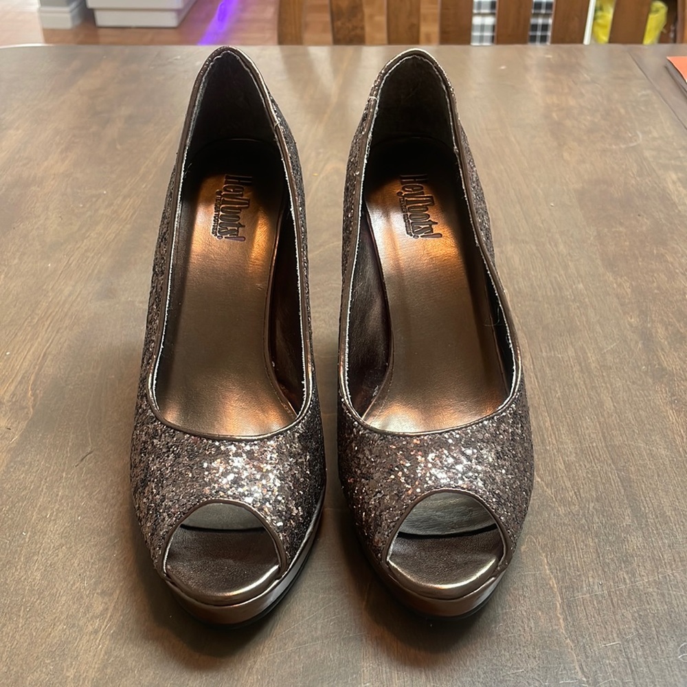 Sparkly brown sequinned high heels